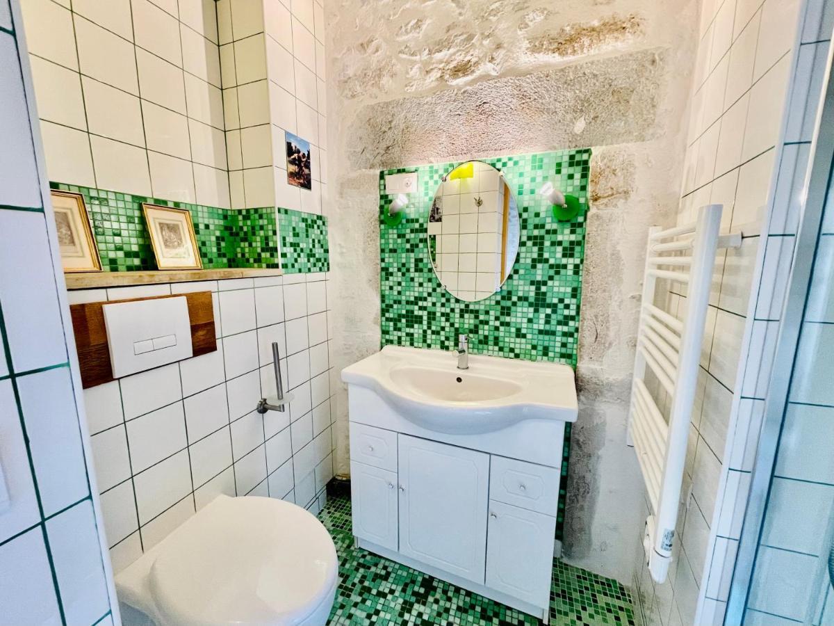 Manoir Saint-Pierre Bed & Breakfast Villersexel Екстериор снимка
