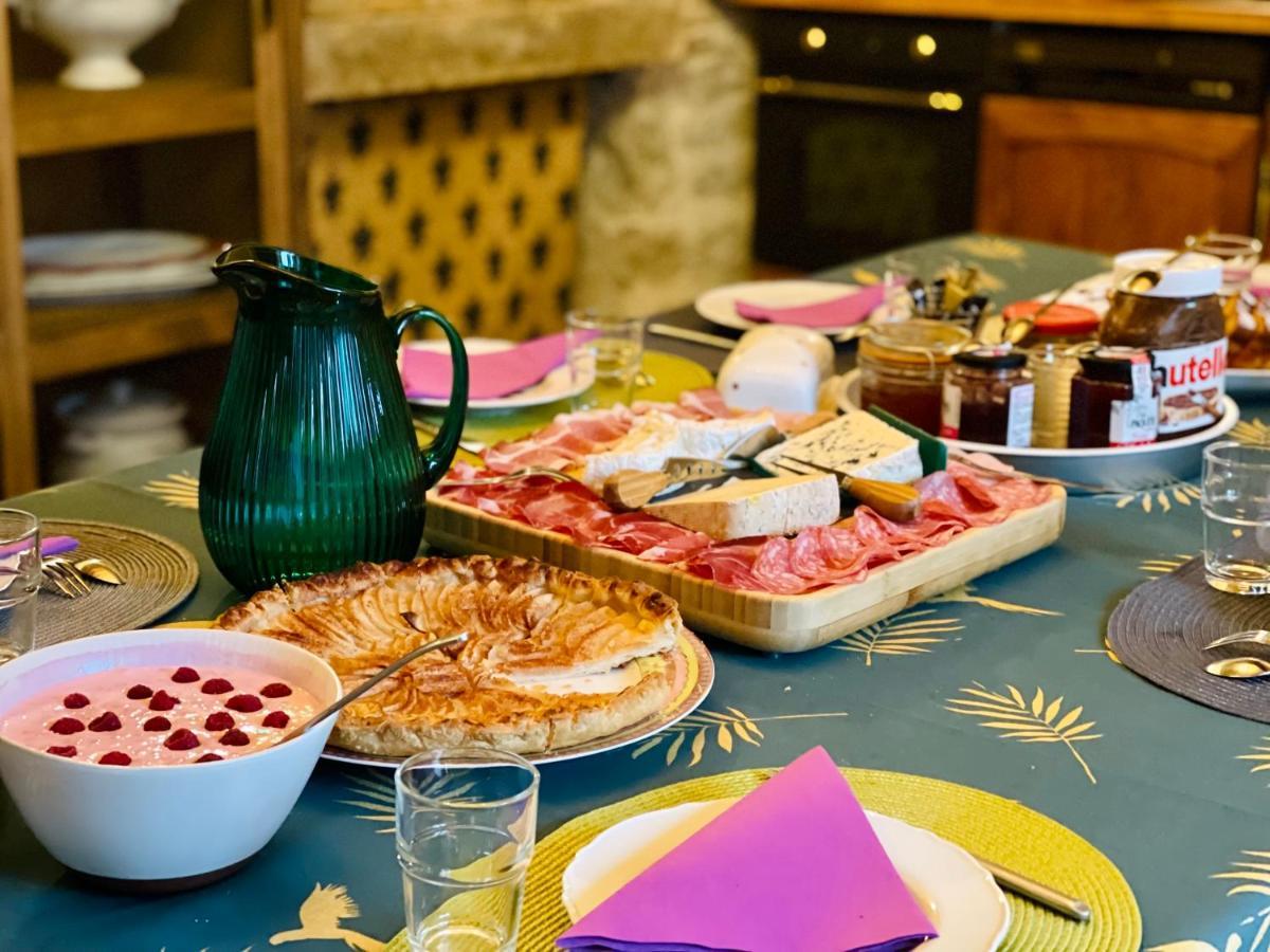 Manoir Saint-Pierre Bed & Breakfast Villersexel Екстериор снимка