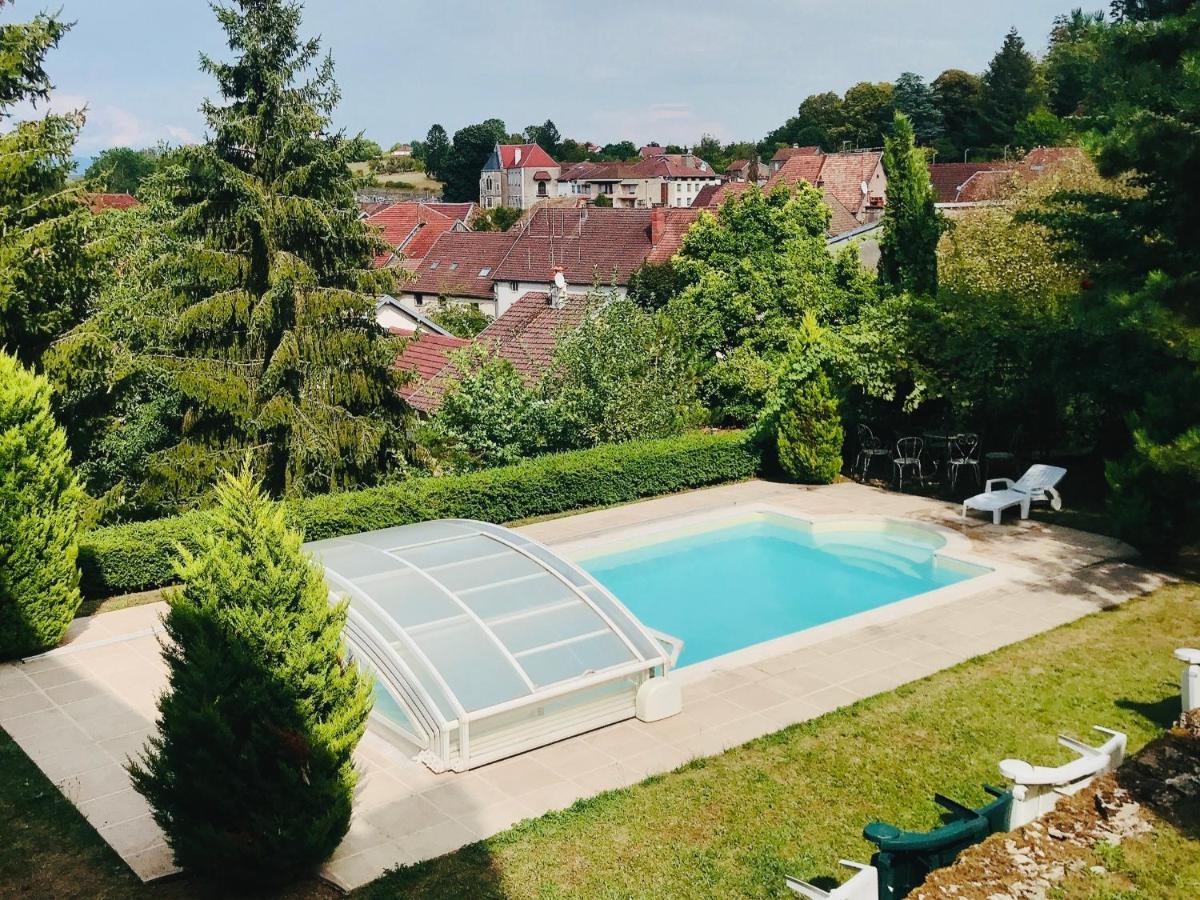Manoir Saint-Pierre Bed & Breakfast Villersexel Екстериор снимка