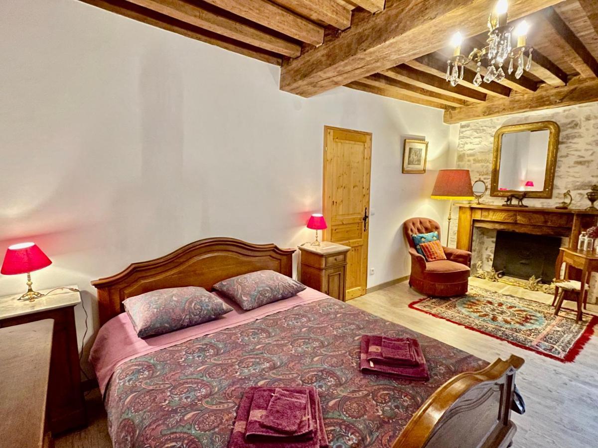 Manoir Saint-Pierre Bed & Breakfast Villersexel Екстериор снимка