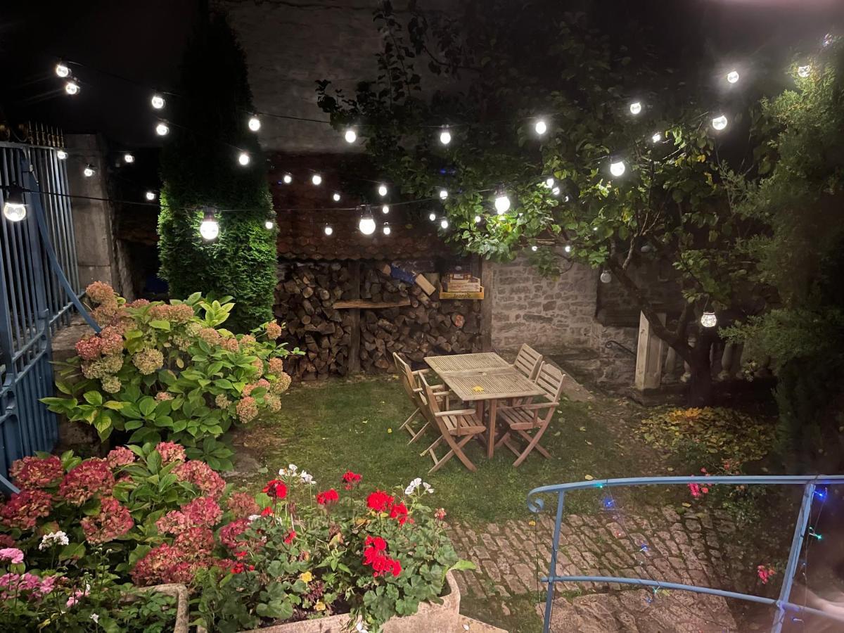 Manoir Saint-Pierre Bed & Breakfast Villersexel Екстериор снимка